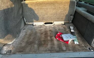 Chevrolet-suburban-1500-1994-white-6