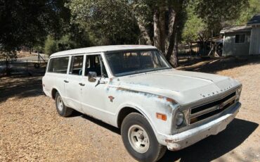 Chevrolet-suburban-1968-white-1