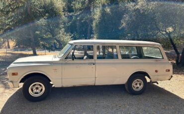 Chevrolet-suburban-1968-white-2