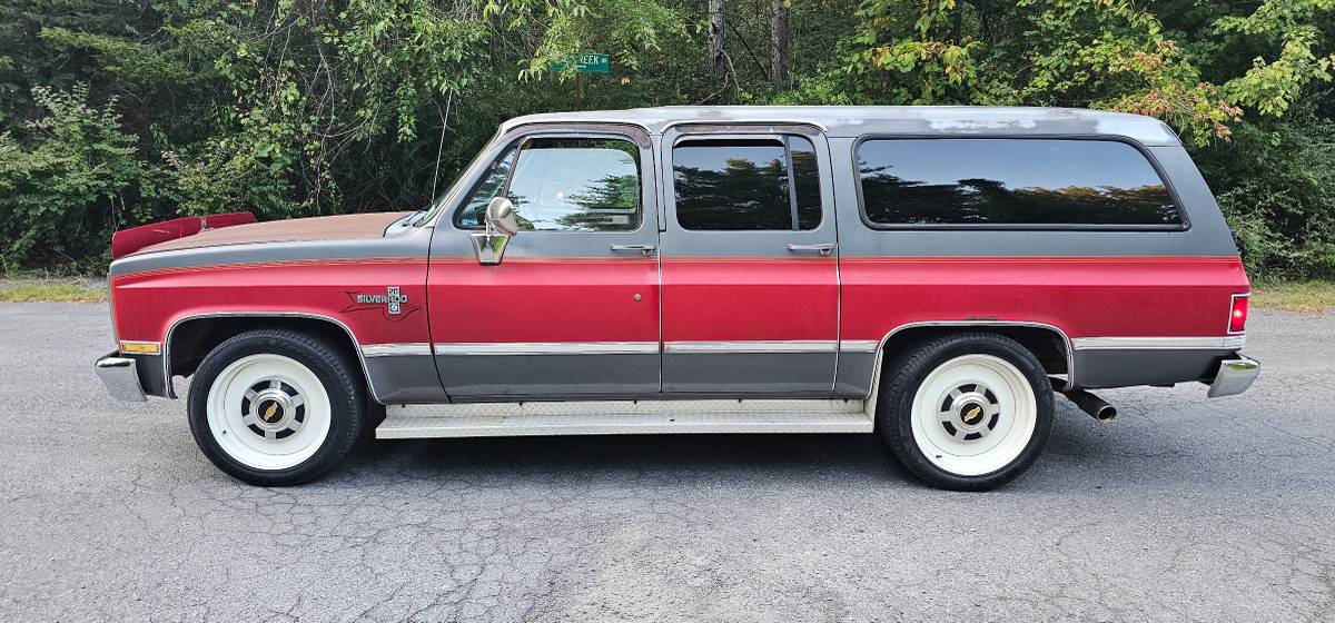 Chevrolet-suburban-1987-5