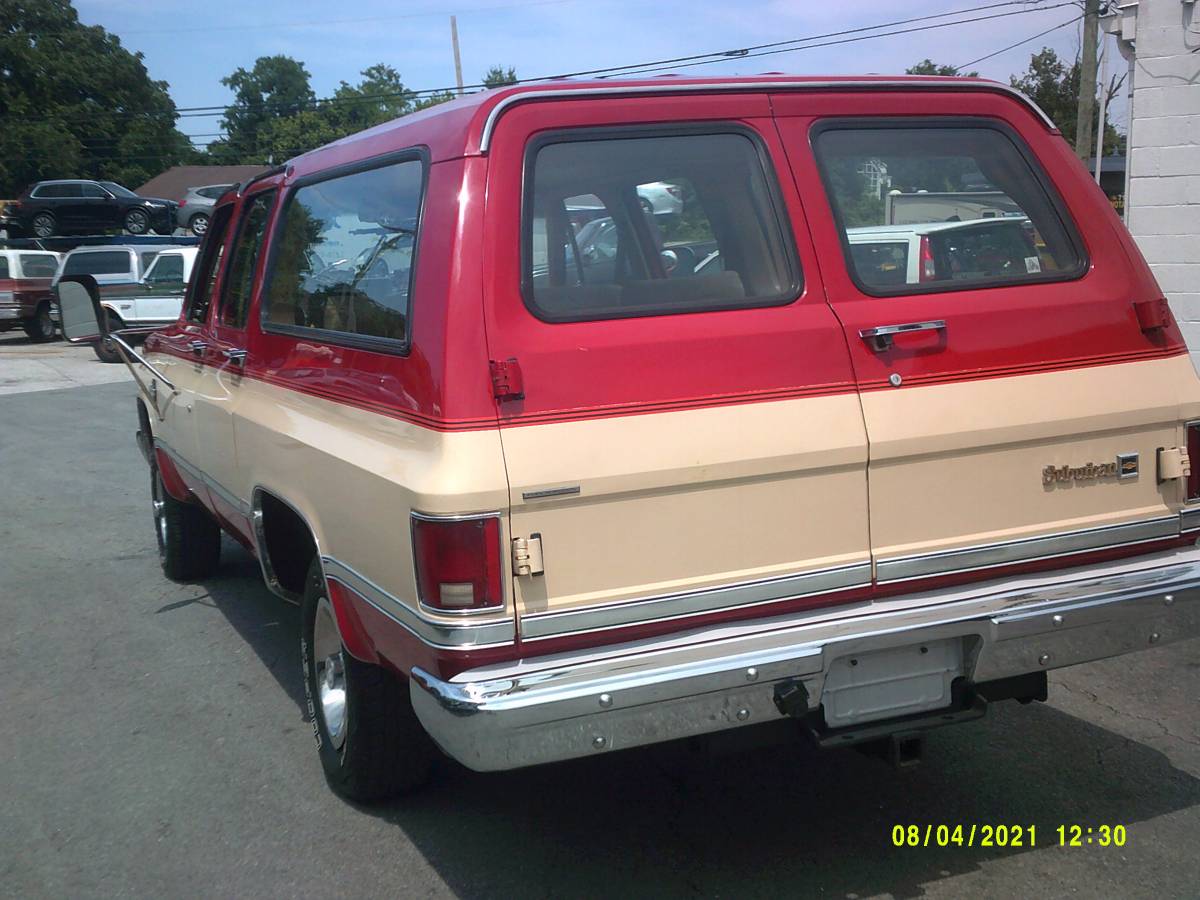 Chevrolet-suburban-1987-red-6