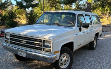 Chevrolet-suburban-1989-white-2
