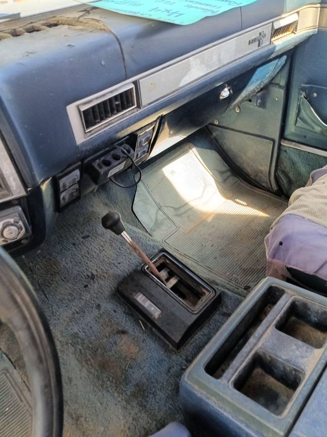 Chevrolet-suburban-20-1987-blue-9