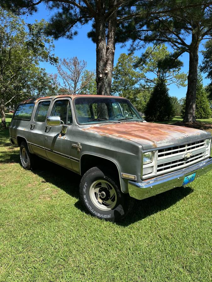 Chevrolet-suburban-scottsdale-20-1987-grey-10