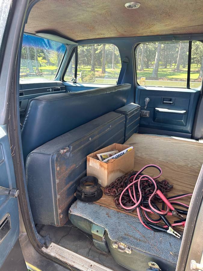 Chevrolet-suburban-scottsdale-20-1987-grey-6