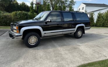 Chevrolet-suburban-silverado-k2500-1992-black