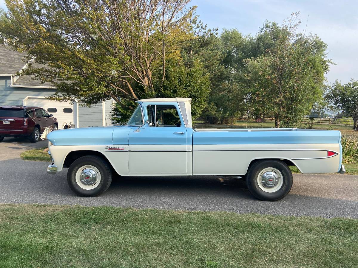 Chevrolet-truck-1960-1