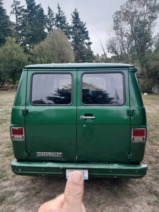 Chevrolet-van-1981-2