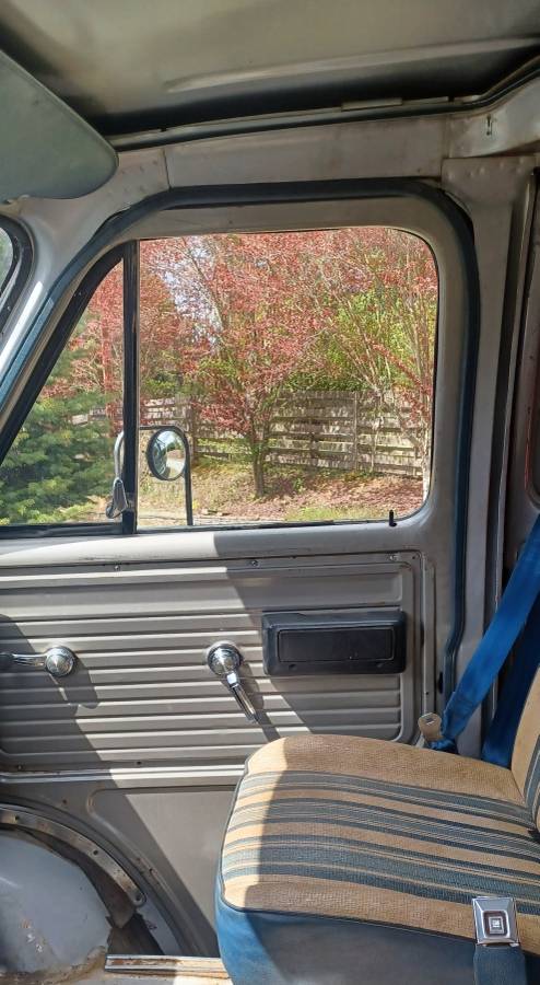 Chevrolet-van-1981-5
