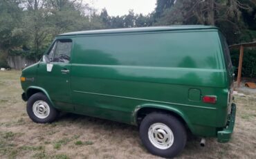 Chevrolet-van-1981-8