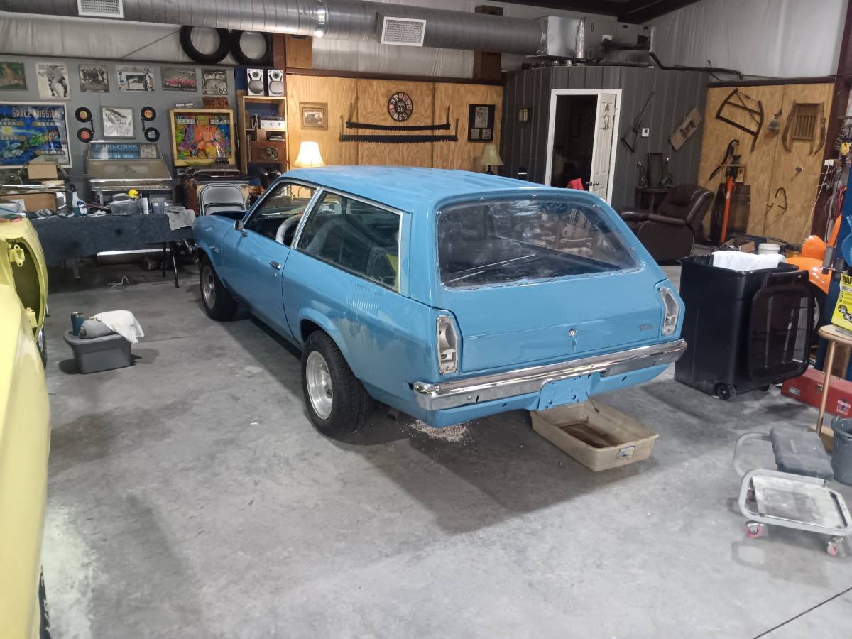 Chevrolet-vega-gt-wagon-1973-blue-3