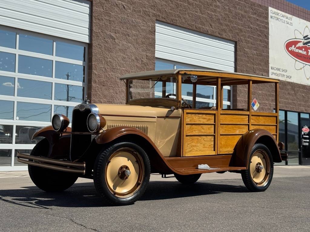 Chevrolet-woody-wagon-1928-custom-14