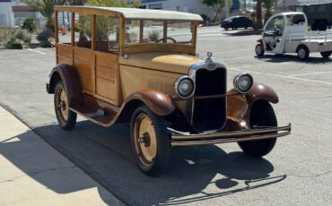 Chevrolet-woody-wagon-1928-custom-3