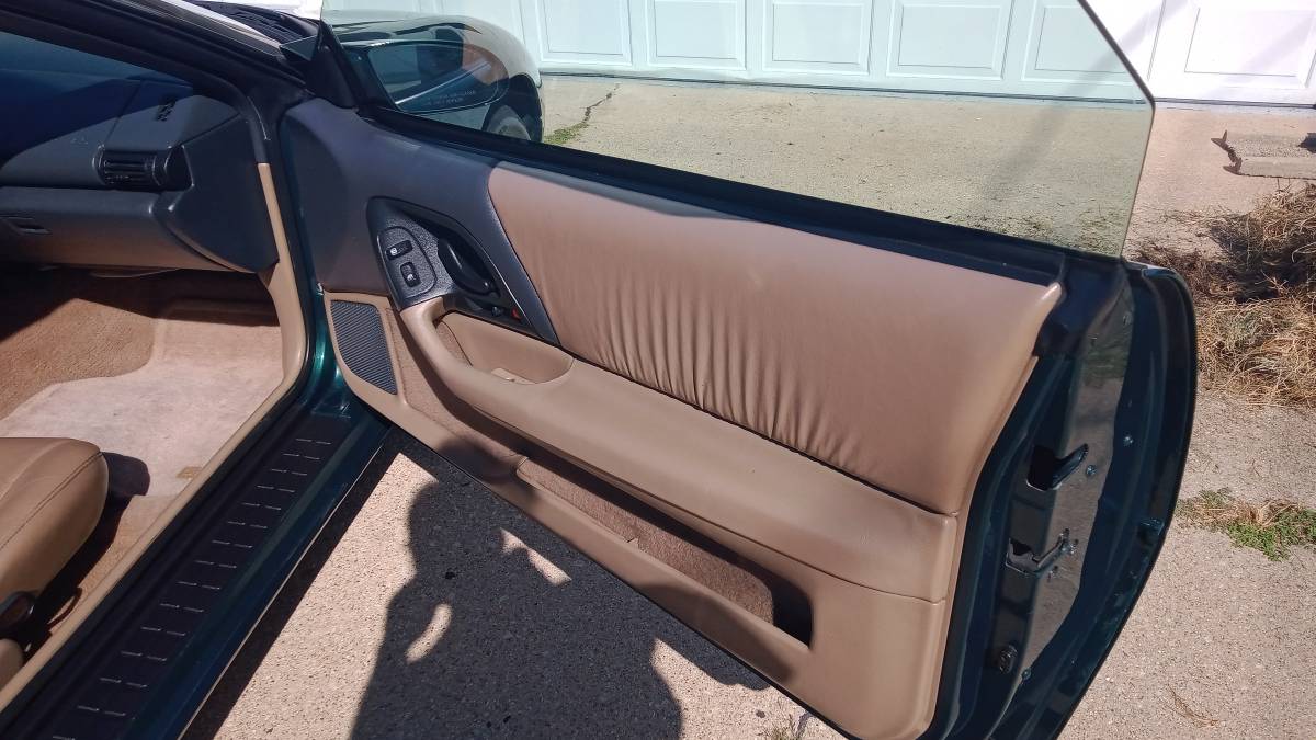 Chevrolet-z28-camaro-hot-lt4-cam-1995-green-11