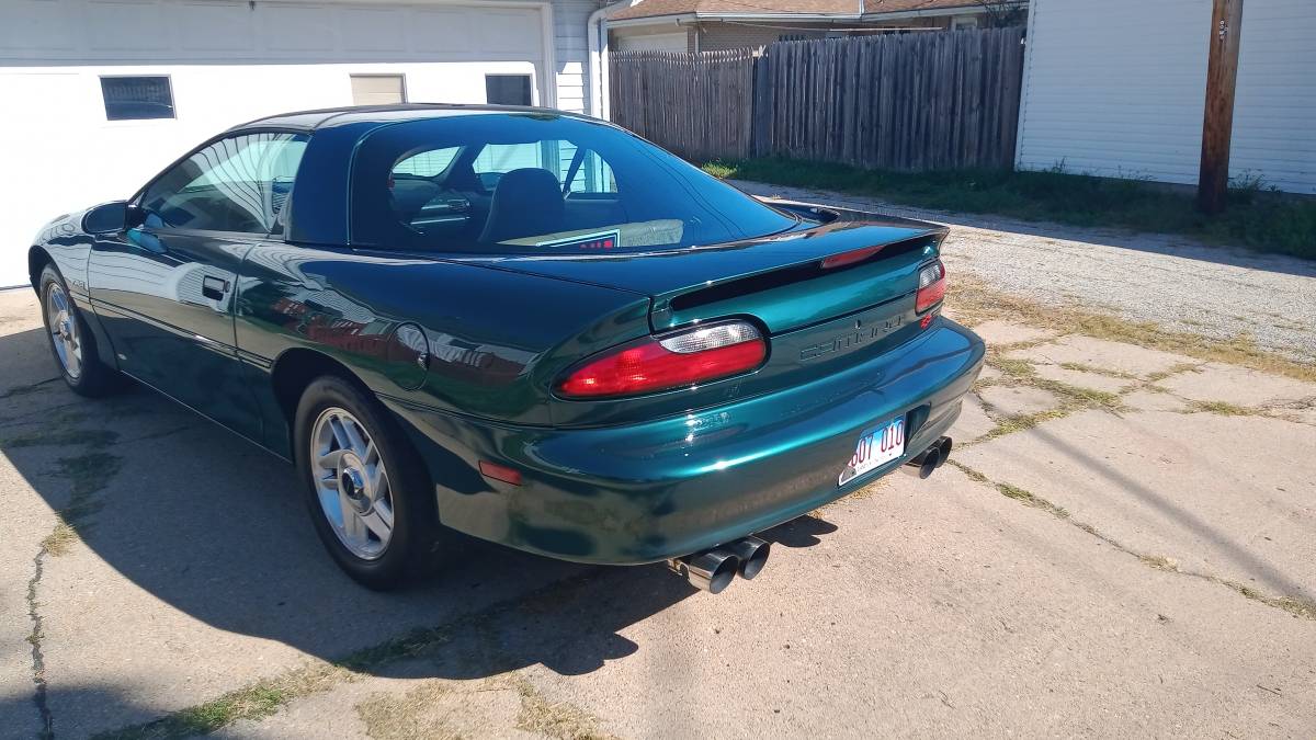 Chevrolet-z28-camaro-hot-lt4-cam-1995-green-14