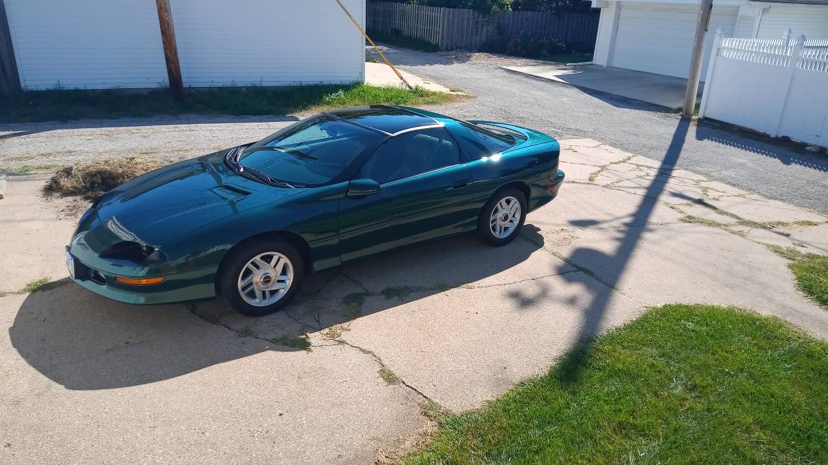 Chevrolet-z28-camaro-hot-lt4-cam-1995-green-15