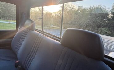 Chevy-1500-1989-silver-13