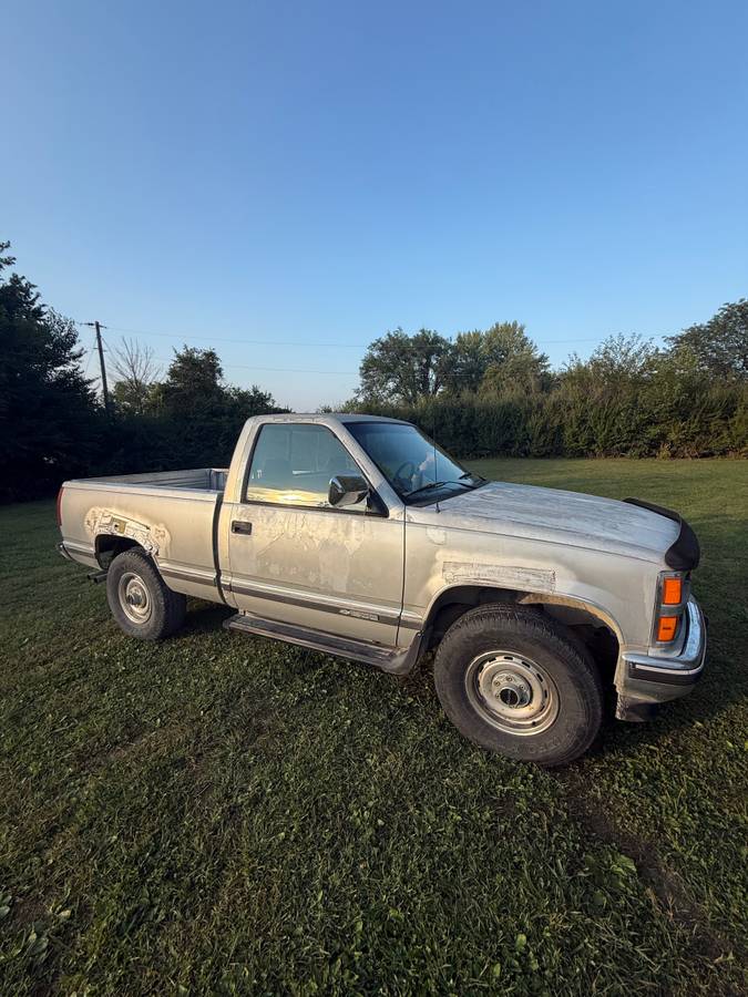 Chevy-1500-1989-silver
