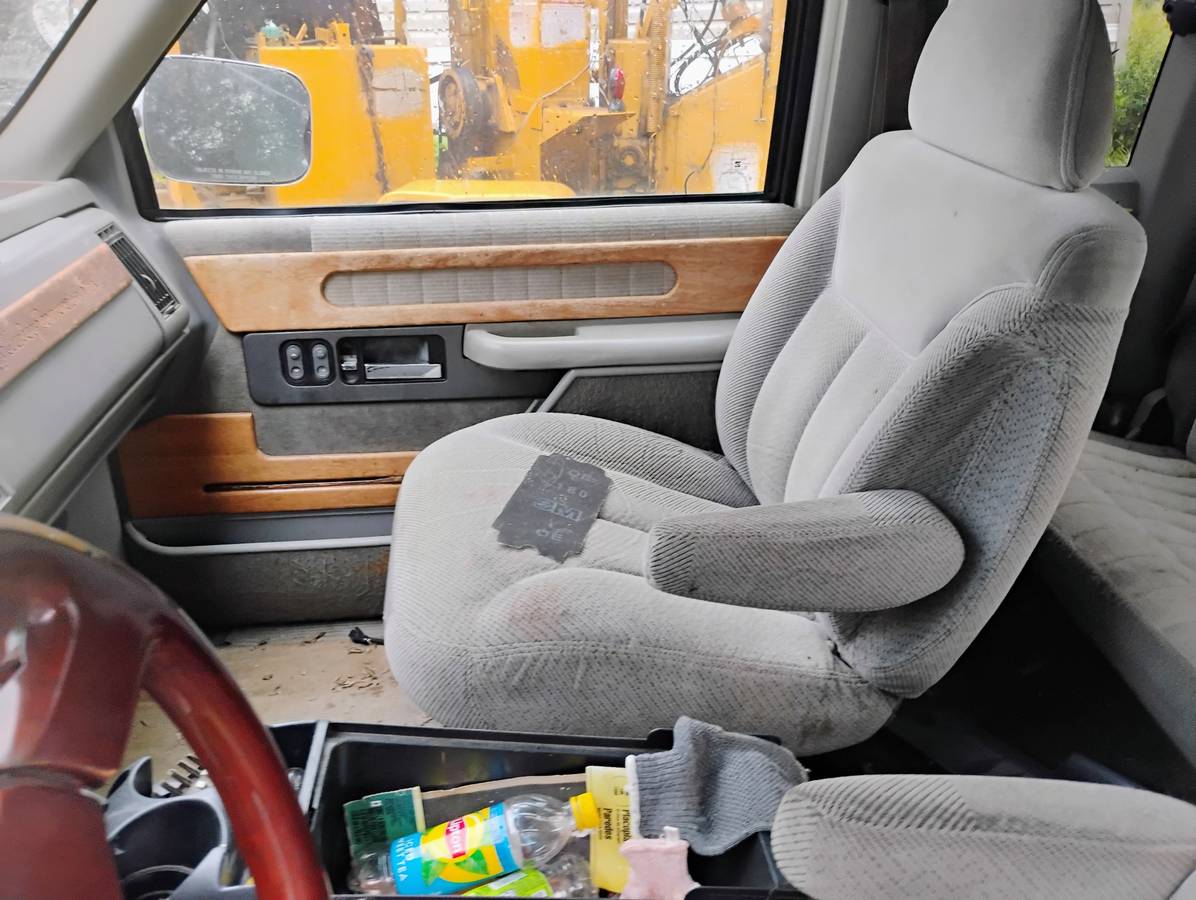 Chevy-1500-wcapt-seats-1992-13