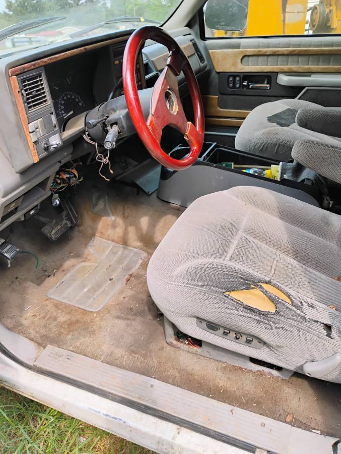 Chevy-1500-wcapt-seats-1992-5