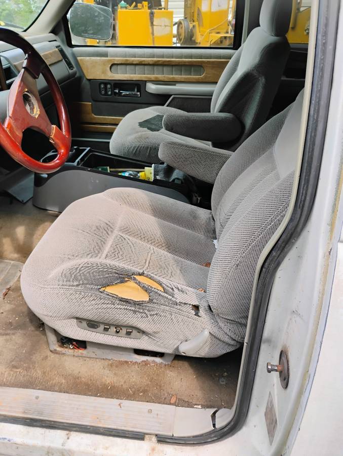 Chevy-1500-wcapt-seats-1992-7