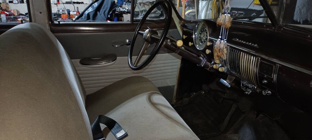 Chevy-1949-white-6