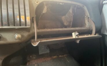 Chevy-1951-black-10