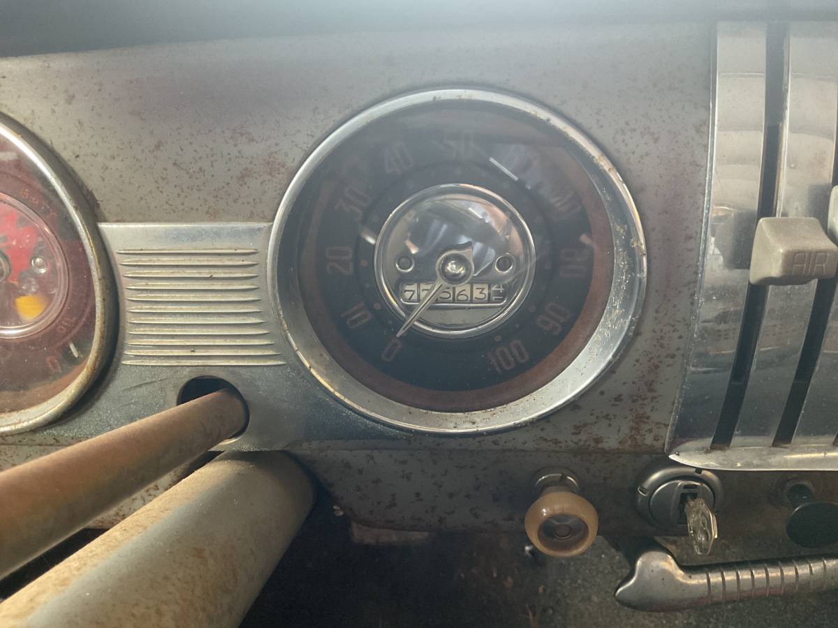 Chevy-1951-black-7