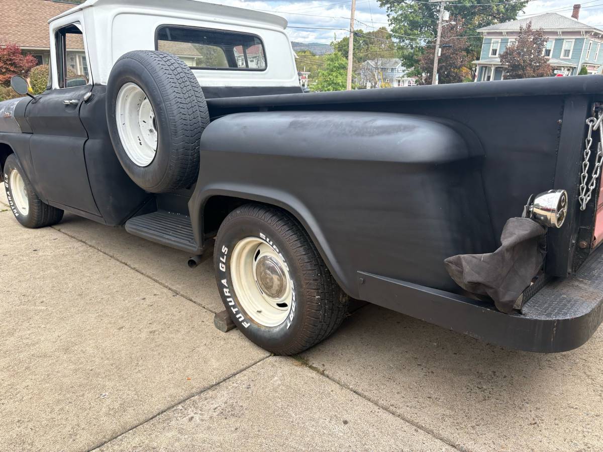 Chevy-1961-grey-5