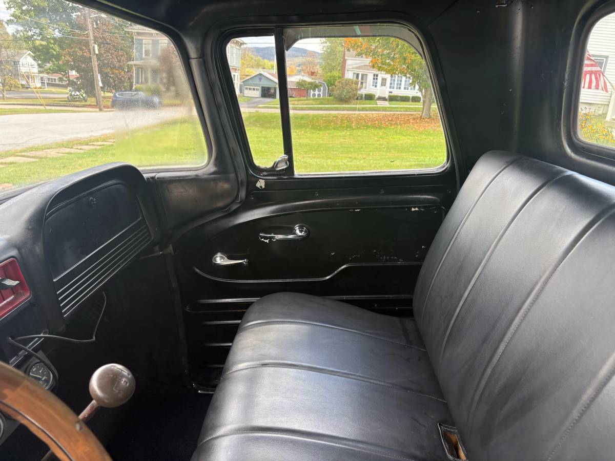Chevy-1961-grey-7