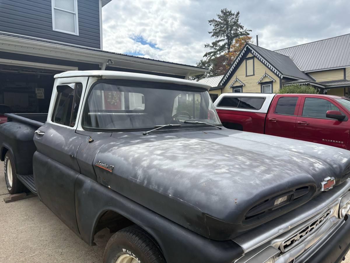 Chevy-1961-grey