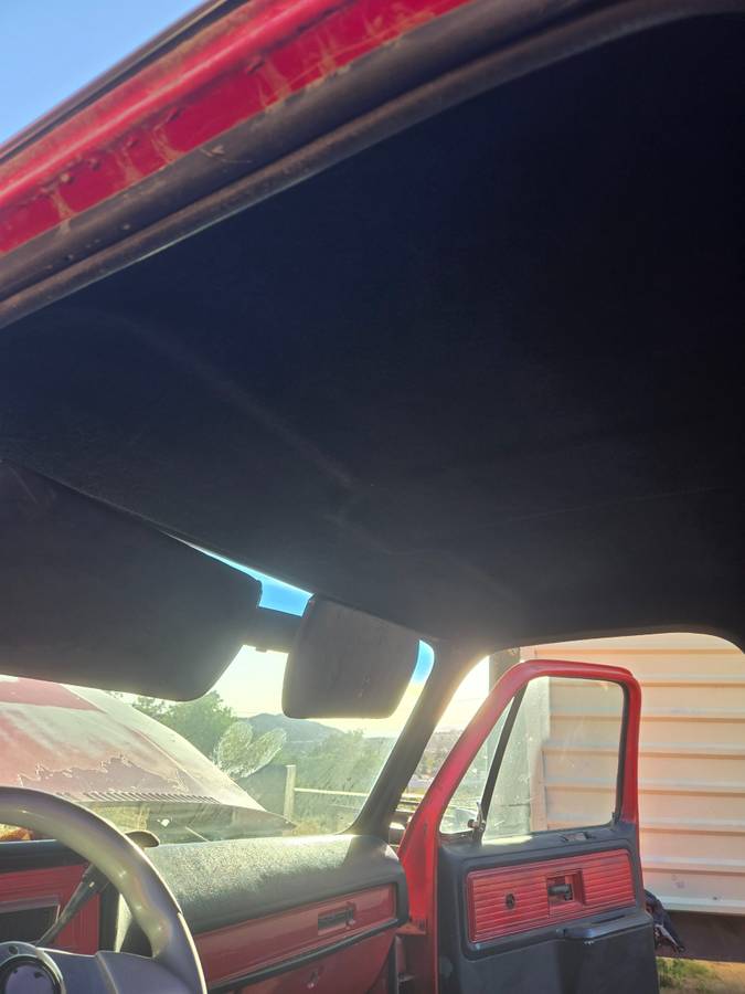 Chevy-1977-red-12
