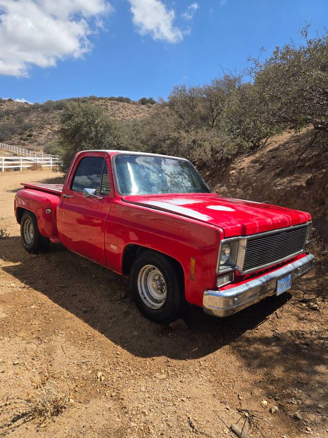 Chevy-1977-red-13