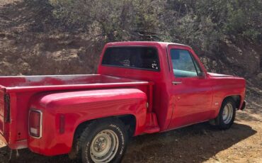 Chevy-1977-red-2