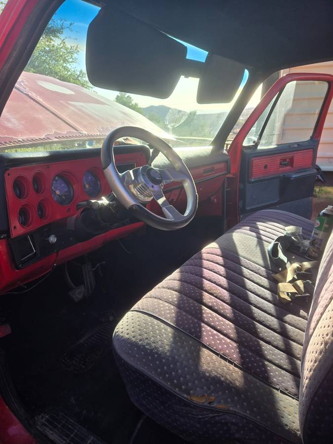 Chevy-1977-red-5
