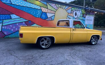 Chevy-1982-yellow-2