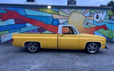 Chevy-1982-yellow
