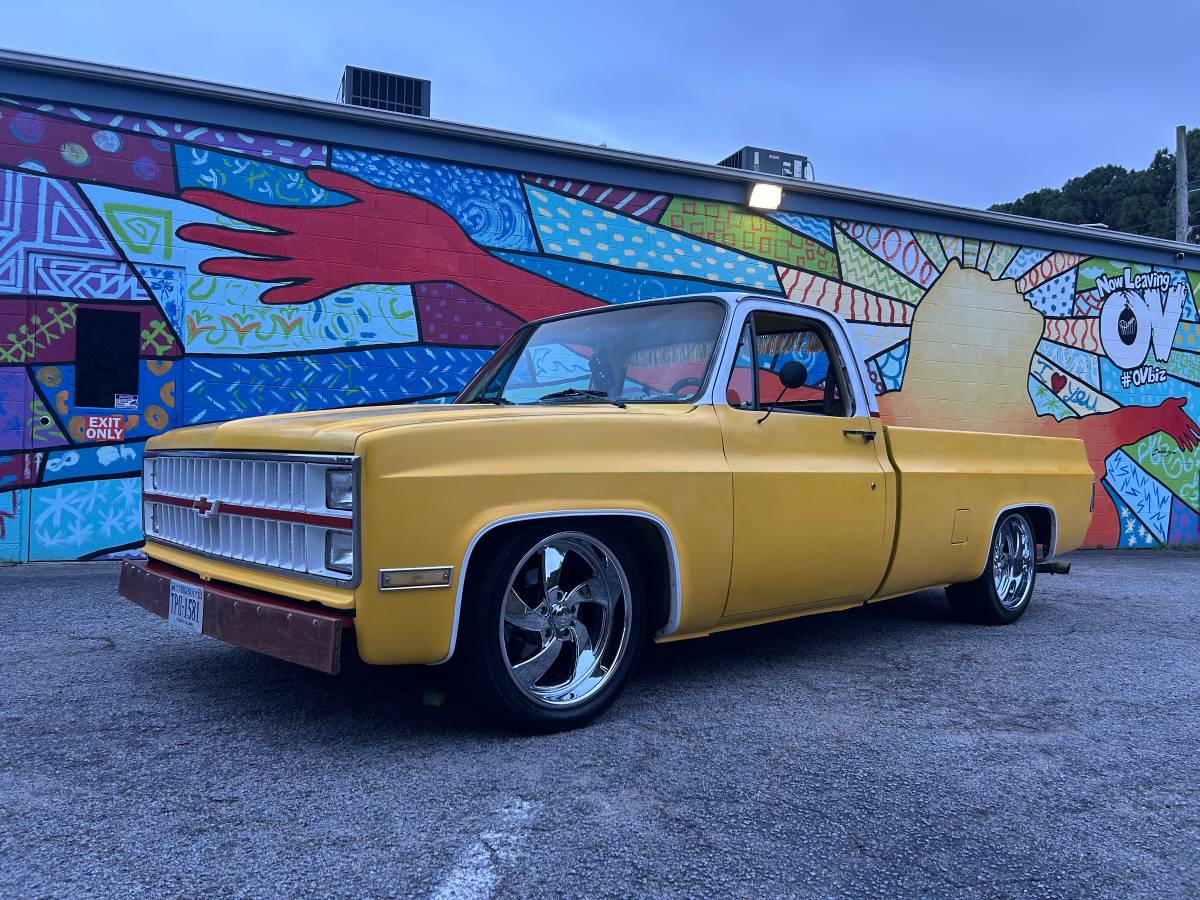 Chevy-1982-yellow-4