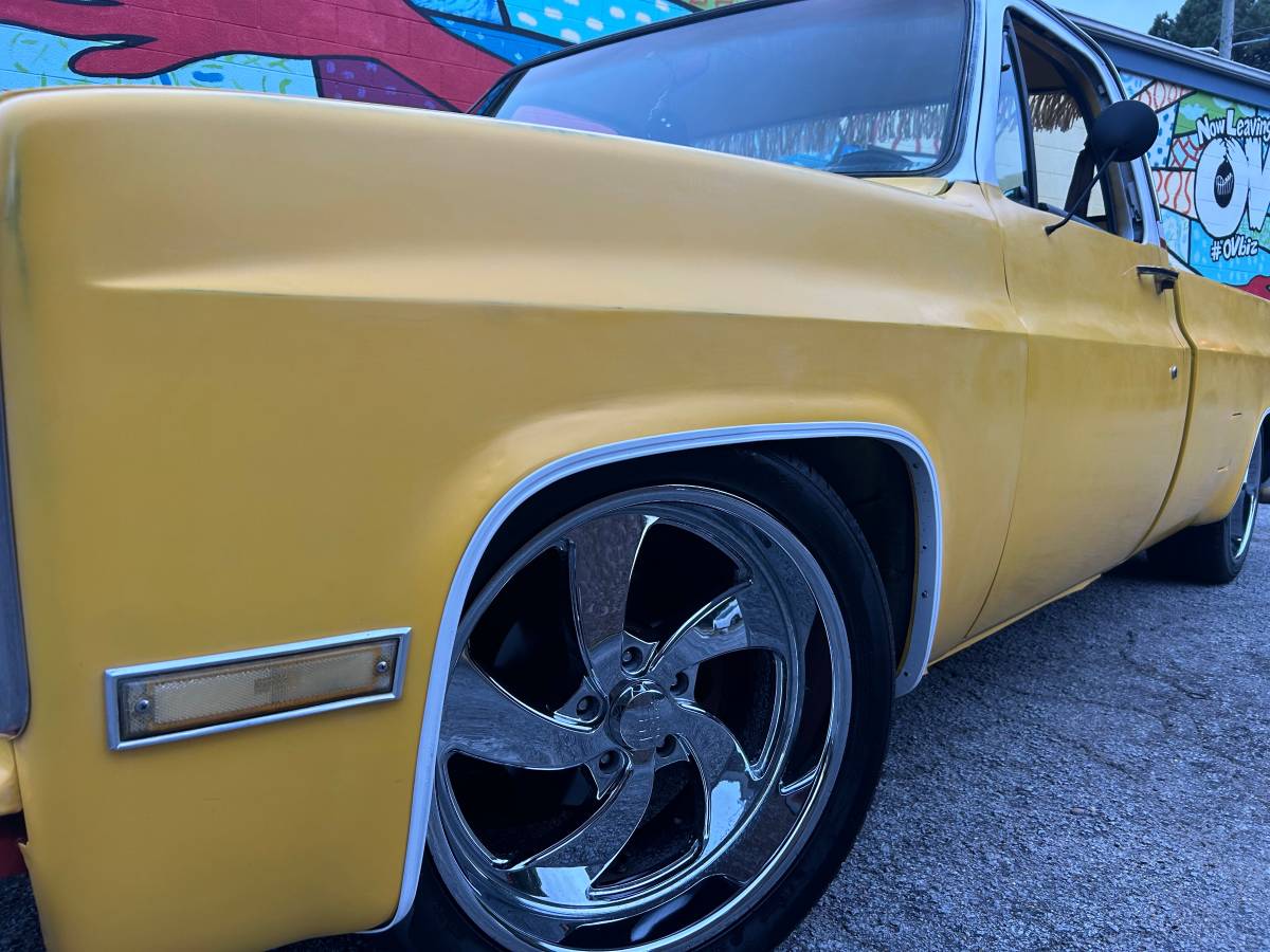 Chevy-1982-yellow-7
