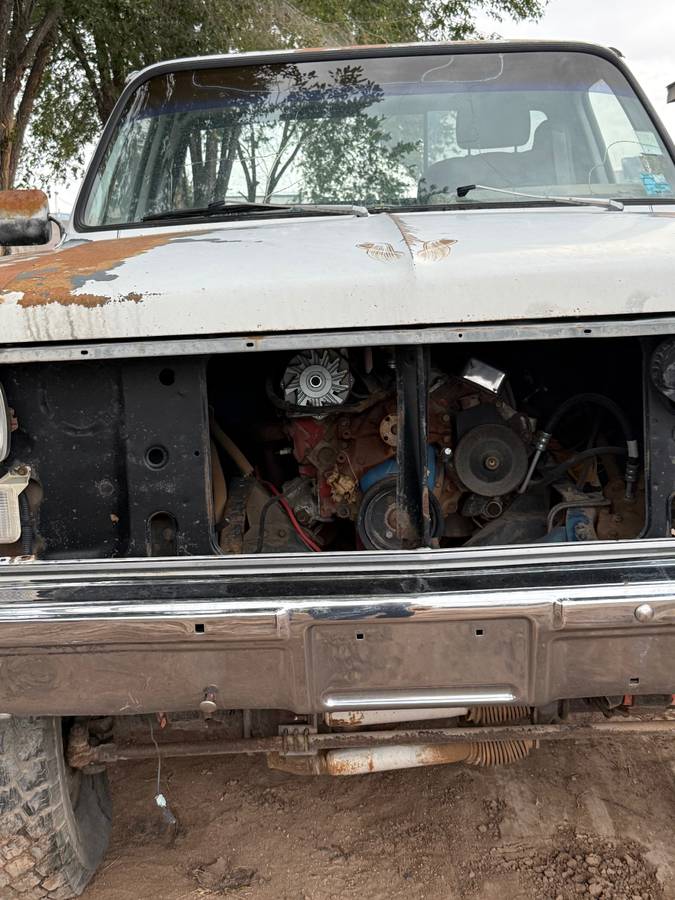 Chevy-1983-white-1