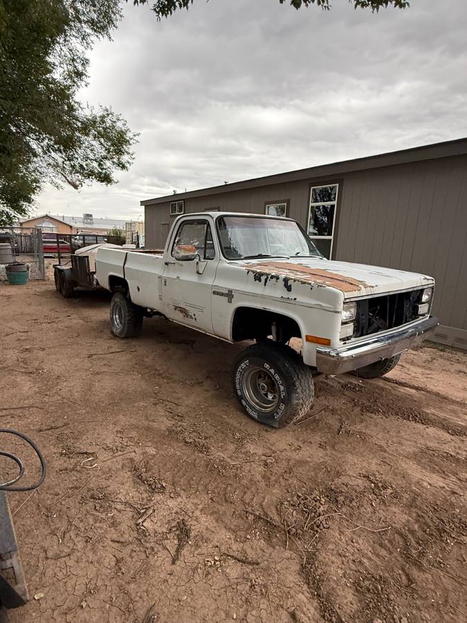 Chevy-1983-white-2
