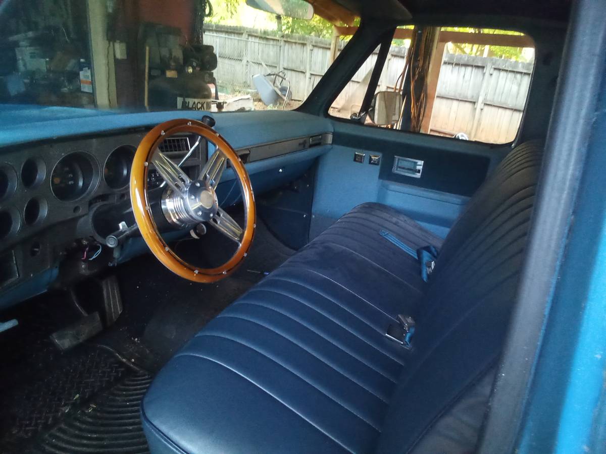 Chevy-1984-blue-4