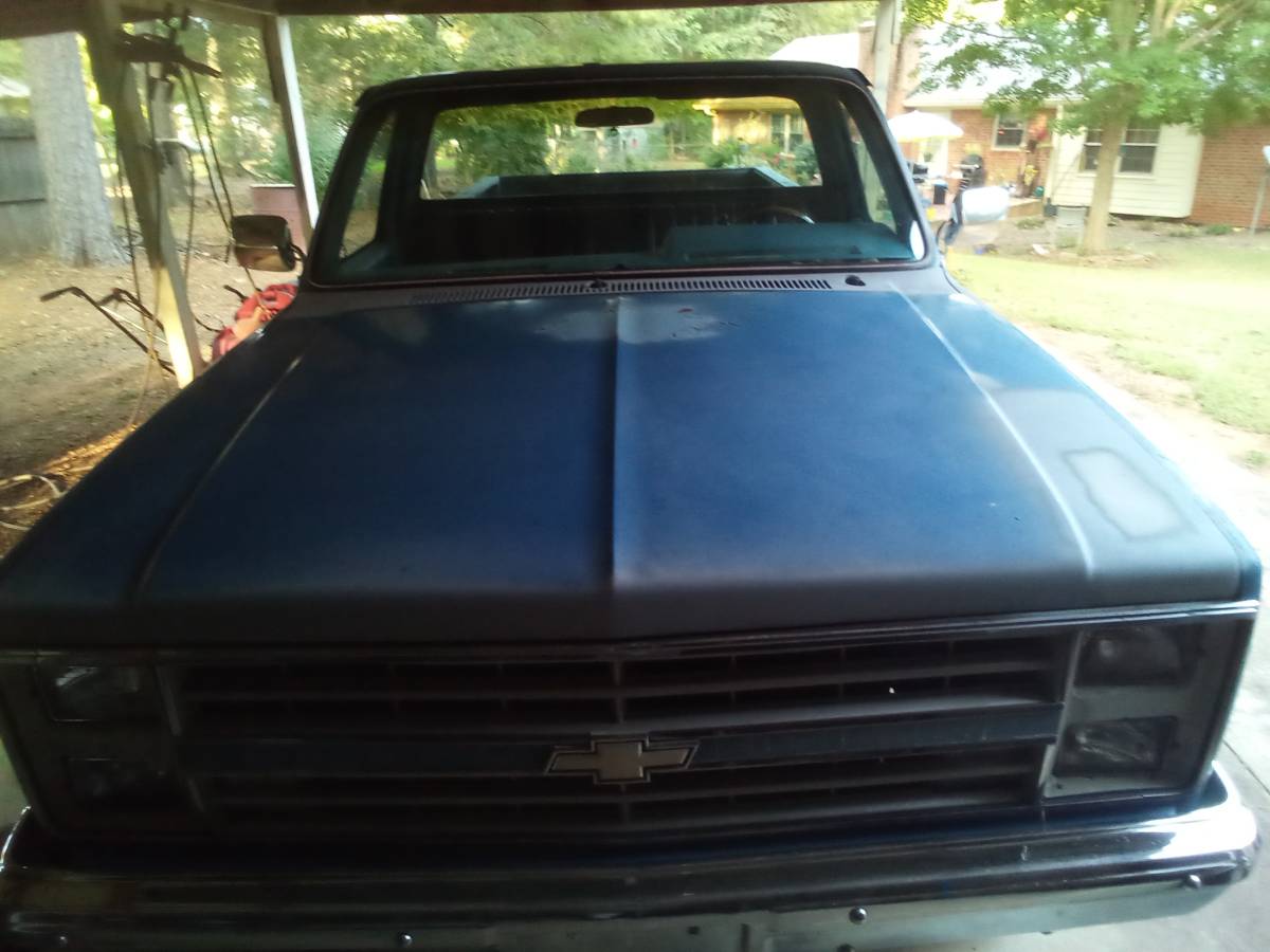 Chevy-1984-blue