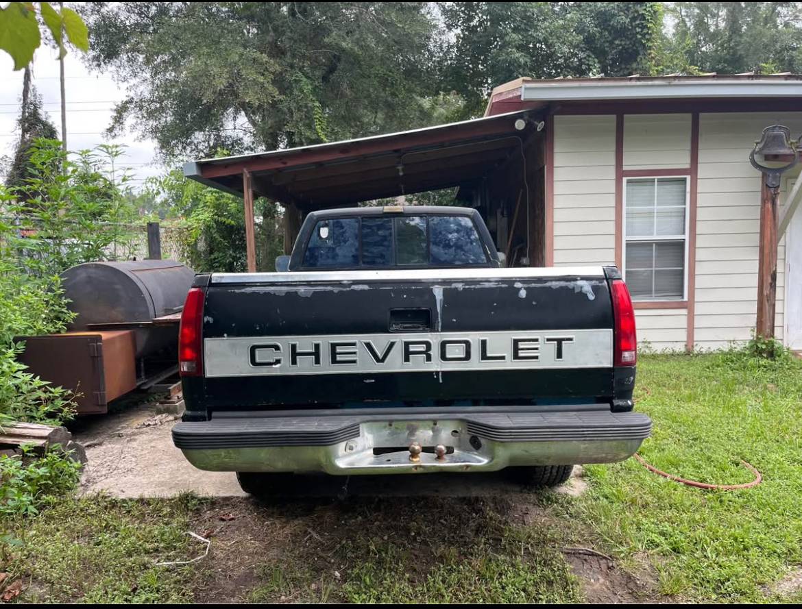 Chevy-1990-black-3