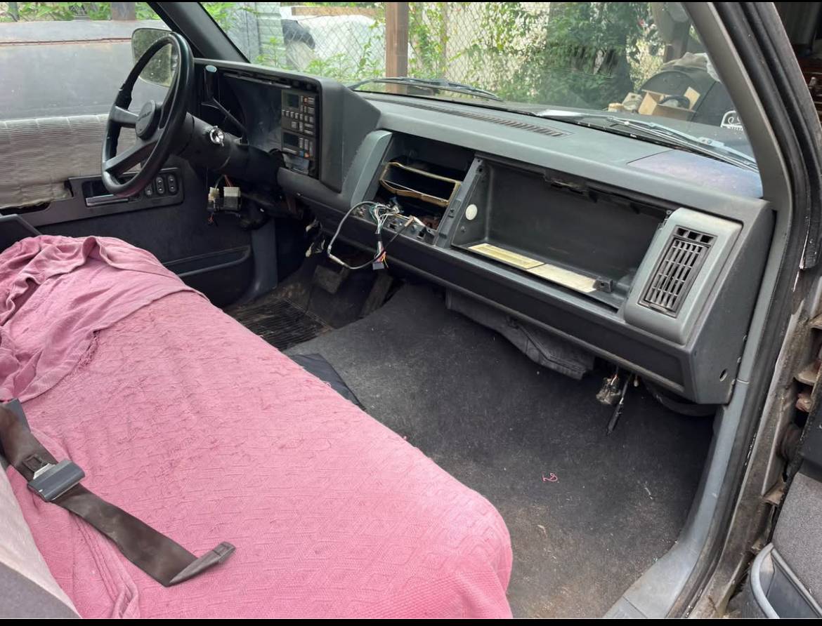 Chevy-1990-black-5