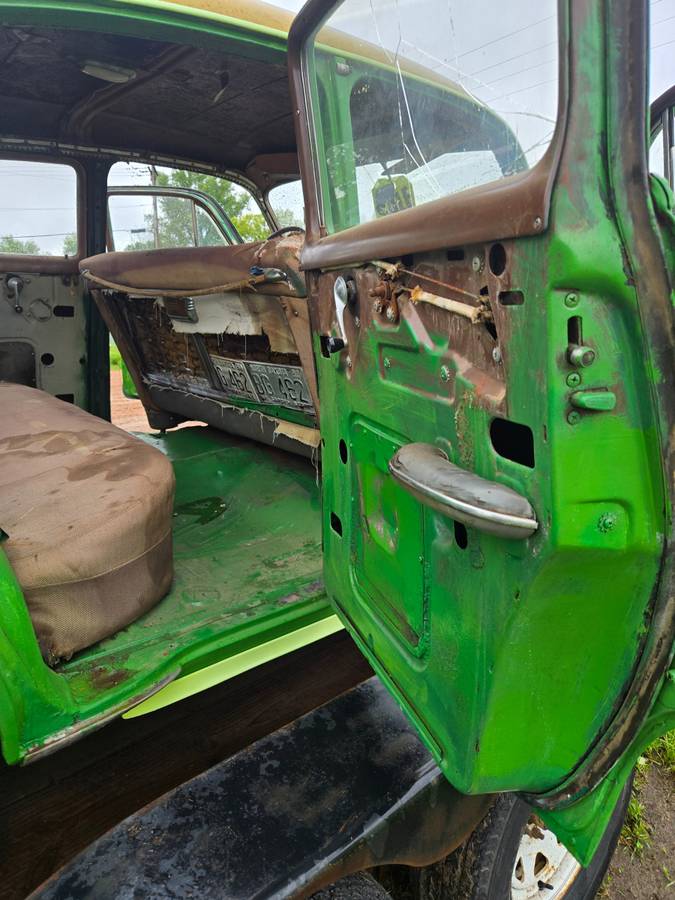 Chevy-210-1953-green-8