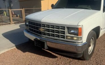 Chevy-2500-wt-1989-white-2