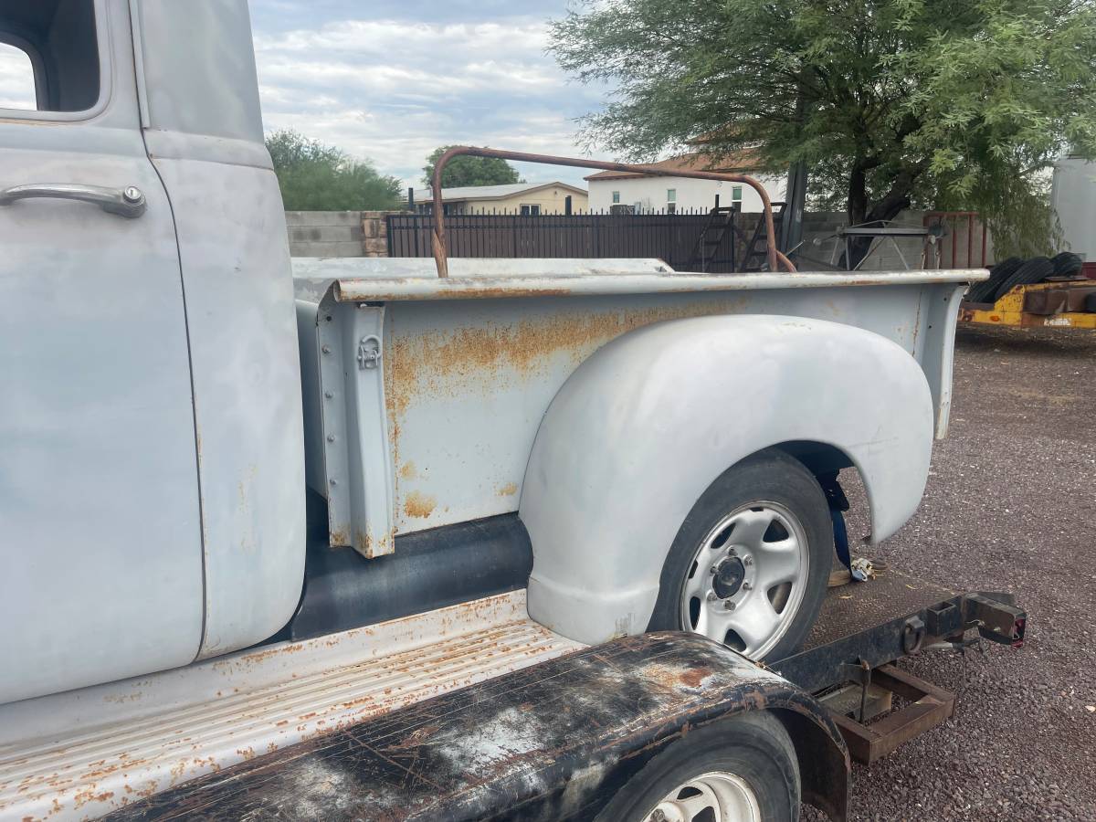 Chevy-3100-1953-grey-4