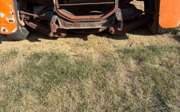 Chevy-3100-pickup-1951-orange-3