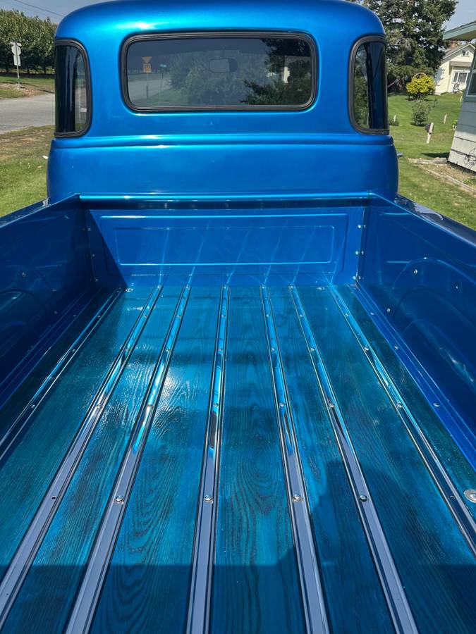 Chevy-3100-pickup-5-window-1954-blue-16